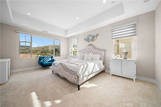 136 Tomahawk, Irvine, CA 92618