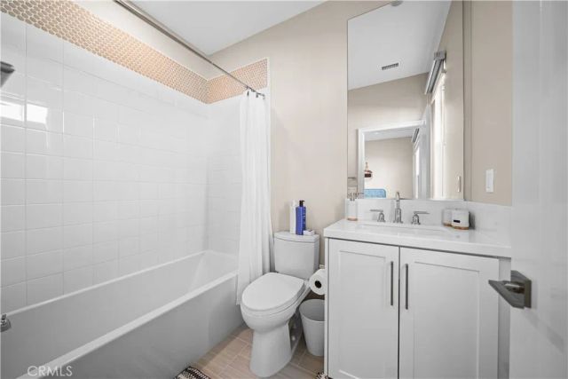 136 Tomahawk, Irvine, CA 92618