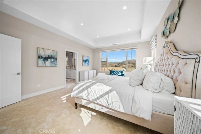 136 Tomahawk, Irvine, CA 92618