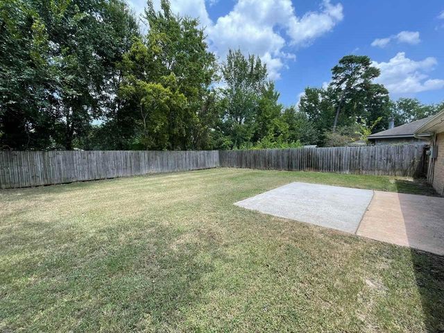 9422 Chartermoss Circle, Houston, TX 77070