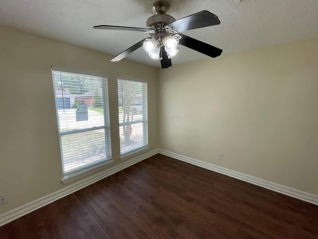 9422 Chartermoss Circle, Houston, TX 77070