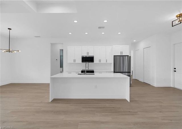 133 West DR, Rotonda West, FL 33947