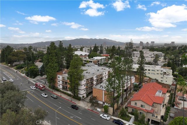 1745 Holly 302, Glendale, CA 91206