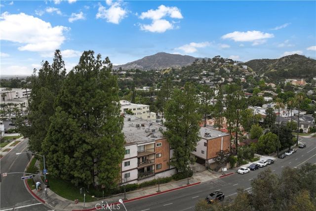 1745 Holly 302, Glendale, CA 91206