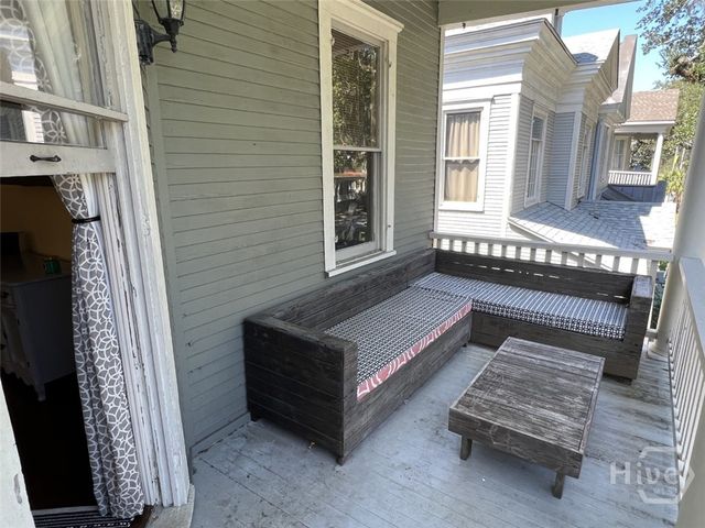 107 W 37th Street, Savannah, GA 31401