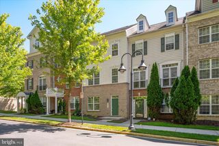 7907 HOMEFIELD DR, Landover, MD 20785