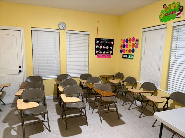 505 W Elliott, Austin, TX 78753