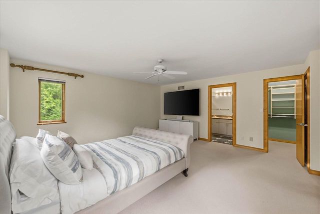3411 W River DRIVE, Mequon, WI 53097