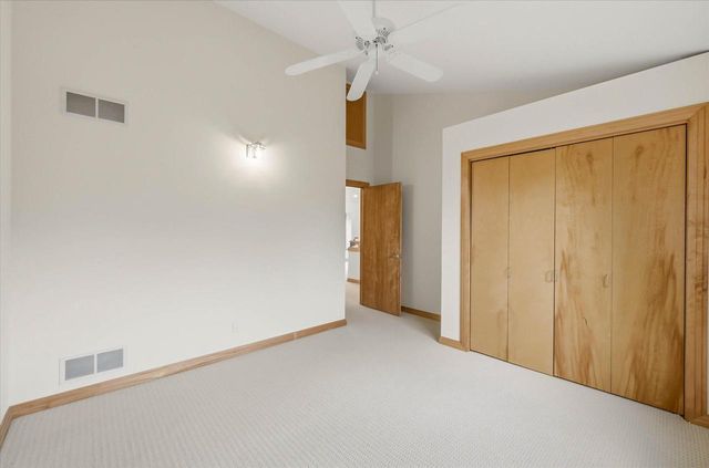 3411 W River DRIVE, Mequon, WI 53097