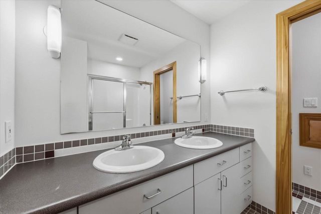3411 W River DRIVE, Mequon, WI 53097