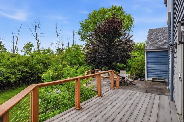 3411 W River DRIVE, Mequon, WI 53097