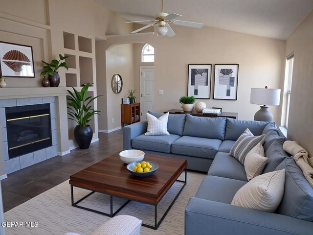 3713 LA CUESTA Drive, El Paso, TX 79936