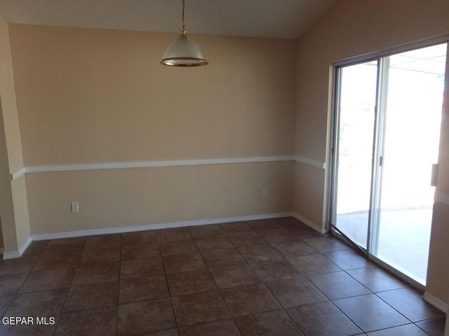 3713 LA CUESTA Drive, El Paso, TX 79936