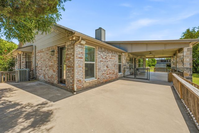 5500 Friendship Road, Tolar, TX 76476