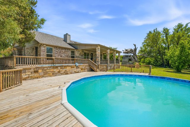 5500 Friendship Road, Tolar, TX 76476