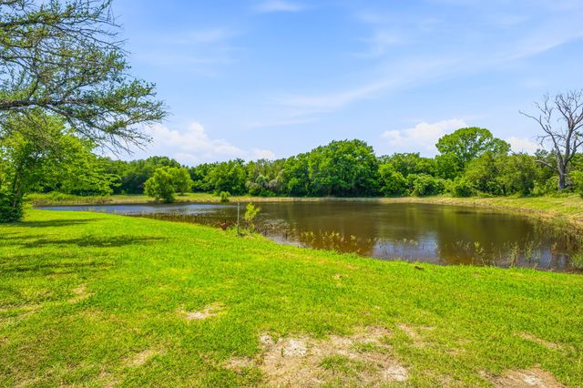5500 Friendship Road, Tolar, TX 76476