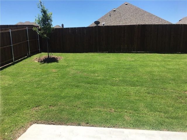 2103 Glorioso Lane, Princeton, TX 75407