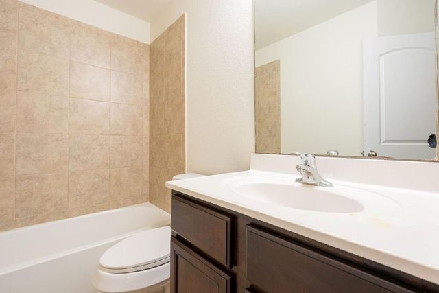 22538 Cloverland Field Drive, Hockley, TX 77447