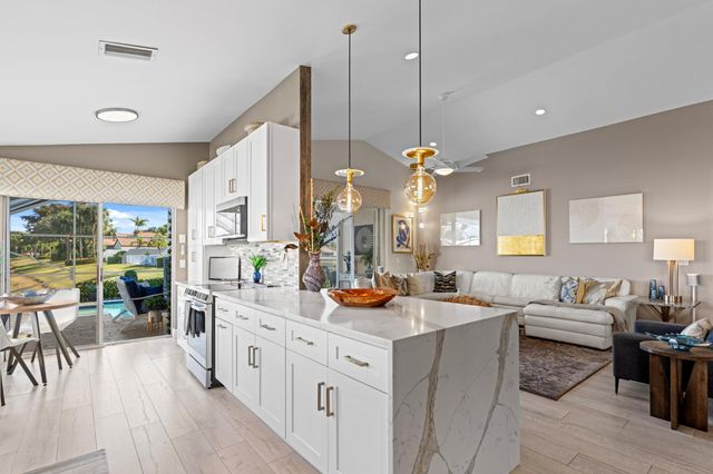 22594 Esplanada Drive, Boca Raton, FL 33433