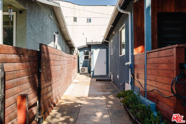 4427 Alumni Avenue, Los Angeles, CA 90041