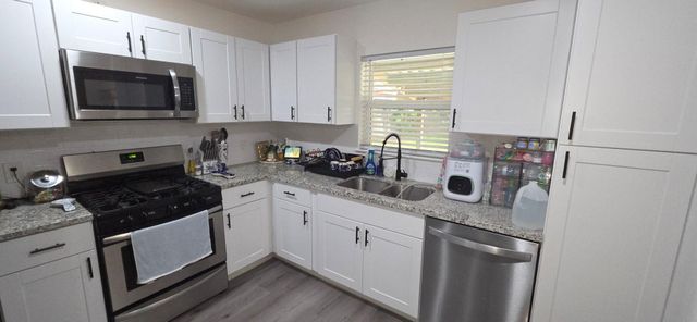 2303 Thomas Avenue, Pasadena, TX 77506