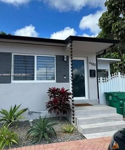 4485 SW 7th Street, Miami, FL 33134