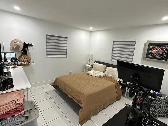 4485 SW 7th Street, Miami, FL 33134