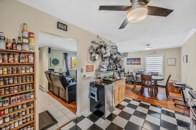 7 Hollywood Drive, Shirley, NY 11967