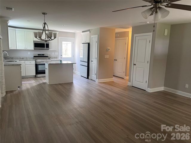 1711 Greenbrooke Road, Hudson, NC 28638