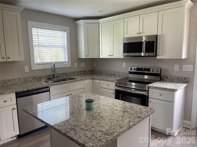 1711 Greenbrooke Road, Hudson, NC 28638