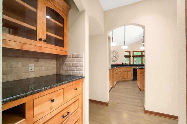 315 Prairie Song DRIVE, Waukesha, WI 53188