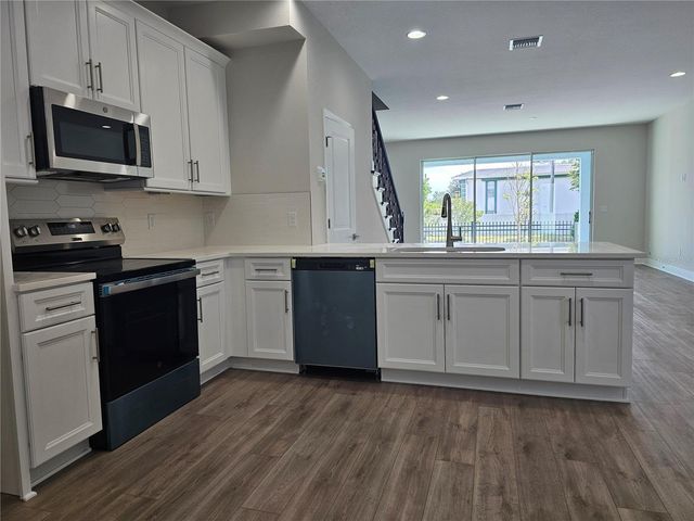 7717 93RD STREET N, Seminole, FL 33777