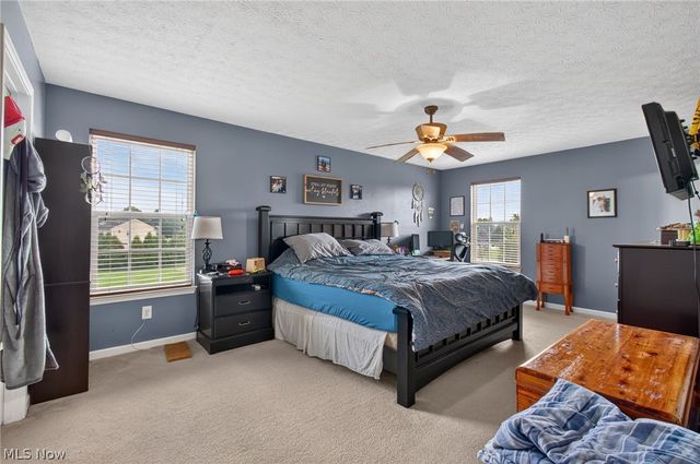 2698 Dutch Circle NE, Canton, OH 44721