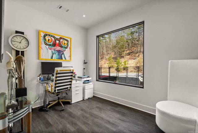 25 Woodglen Road, Little Rock, AR 72207