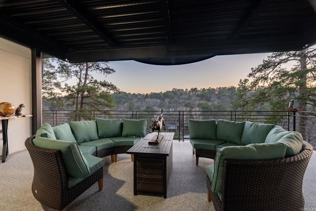 25 Woodglen Road, Little Rock, AR 72207