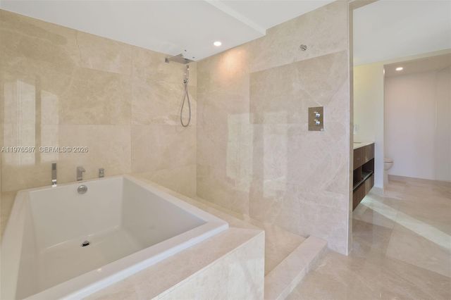 1500 Bay Rd N-0516, Miami Beach, FL 33139