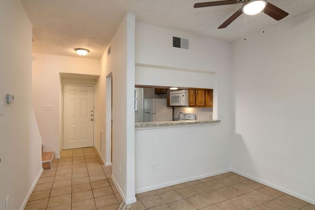 1445 Weiler Boulevard 1423, Fort Worth, TX 76112