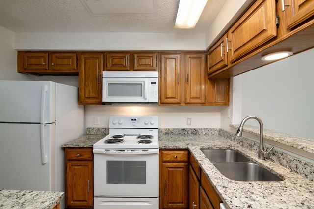 1445 Weiler Boulevard 1423, Fort Worth, TX 76112