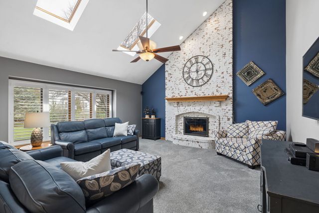 515 Connecticut Avenue, Naperville, IL 60565