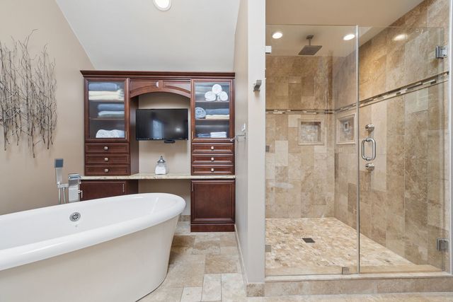 515 Connecticut Avenue, Naperville, IL 60565