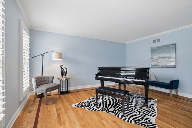 515 Connecticut Avenue, Naperville, IL 60565