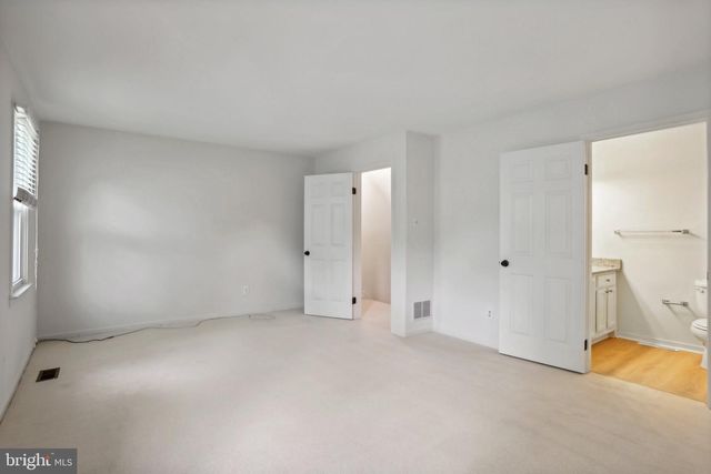 3202 EATON COURT, Chester Springs, PA 19425