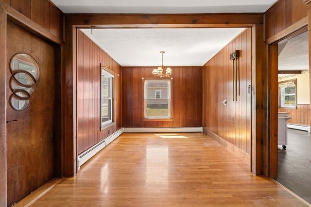 554 Hildreth St, Dracut, MA 01826