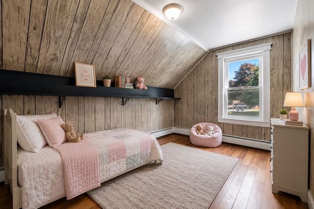554 Hildreth St, Dracut, MA 01826