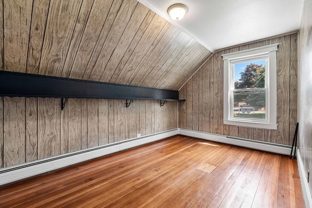 554 Hildreth St, Dracut, MA 01826
