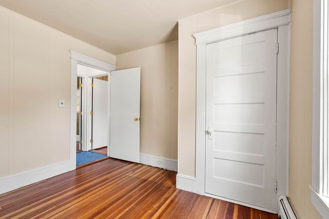 554 Hildreth St, Dracut, MA 01826