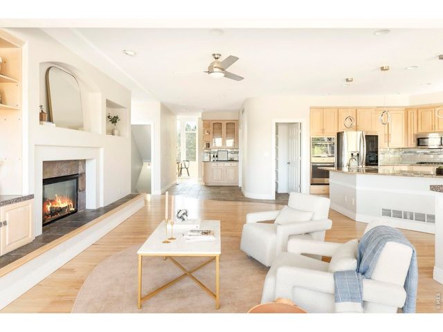 7247 Longview Dr, Niwot, CO 80503