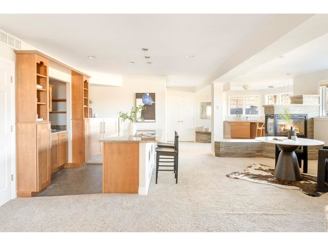 7247 Longview Dr, Niwot, CO 80503