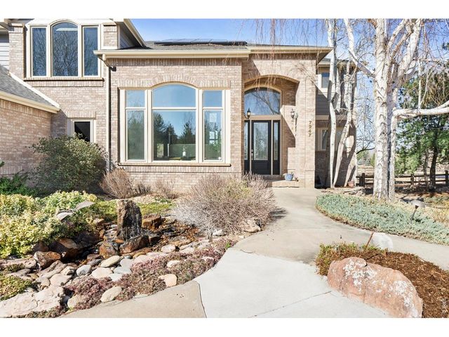 7247 Longview Dr, Niwot, CO 80503
