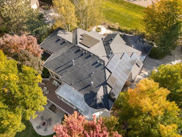 7247 Longview Dr, Niwot, CO 80503